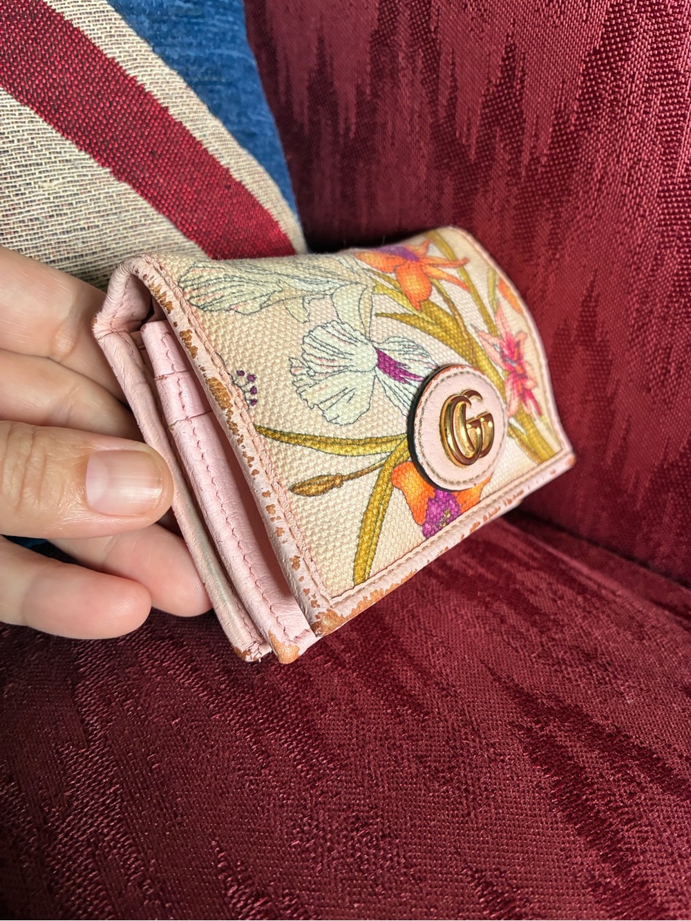 Gucci Floral GG Marmot Canvas Wallet in Pastel Pink and Multicolor - Picture 2 of 16